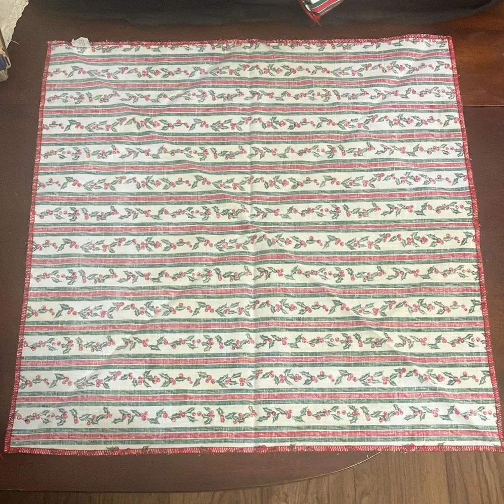 Set of 2 Vintage 1992 Lillian Vernon Christmas Striped Holly Napkins / Linens